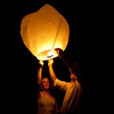 sky balloon kongming wishing lanterns flying paper lantern halloween lights chinese lantern whole 100pcs/lot