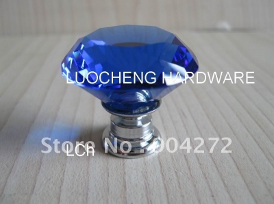 10PCS/LOT FREE SHIPPING 30MM BLUE CUT CRYSTAL KNOBS ON A CHROME ZINC BASE [Crystal Cabinet Knobs 215|]