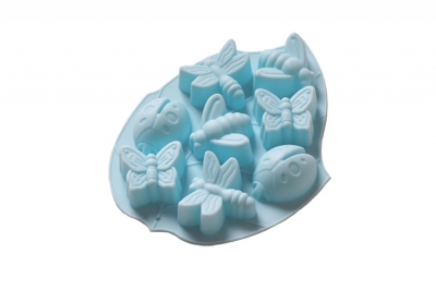 Heat Resisting 8 Units Lovely Gnat Shape Silicone Mold Soap Chocolate Mold