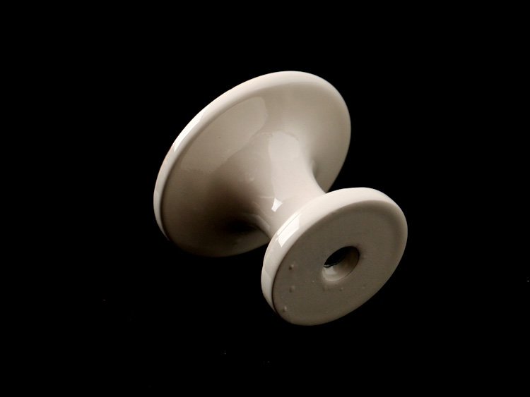 1015 single hole ivory-white with gold antiqued alloy knobs for drawer/wardrobe/cupboard