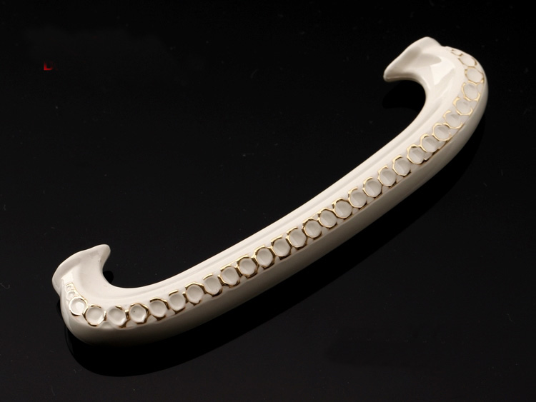 1032-96 96mm hole distance ivory-white with inlaid gold antiqued alloy handles for drawer/wardrobe/cupboard