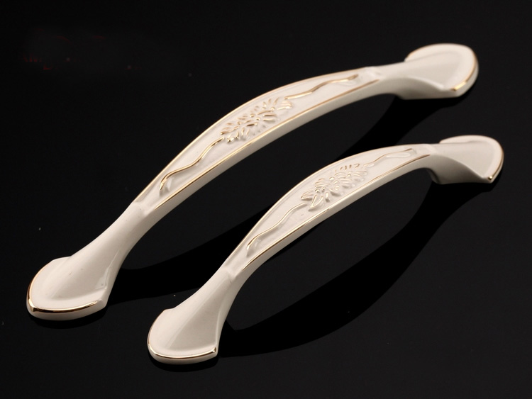 1056-128 128mm hole distance ivory-white antiqued handles with decorative pattern for drawer/wardrobe/cupboard