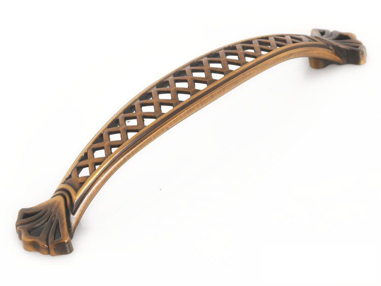5818-128 128mm hole distance Roman hollowed-out bronze-colored and antiqued alloy handles for drawer/wardrobe/cupboard