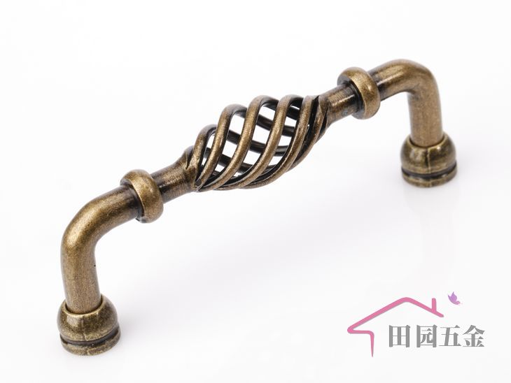 MUA-96Q 96mm hole distance long banded bird-cage shaped bronze antiqued alloy handle with foundation for drawer/cupboard