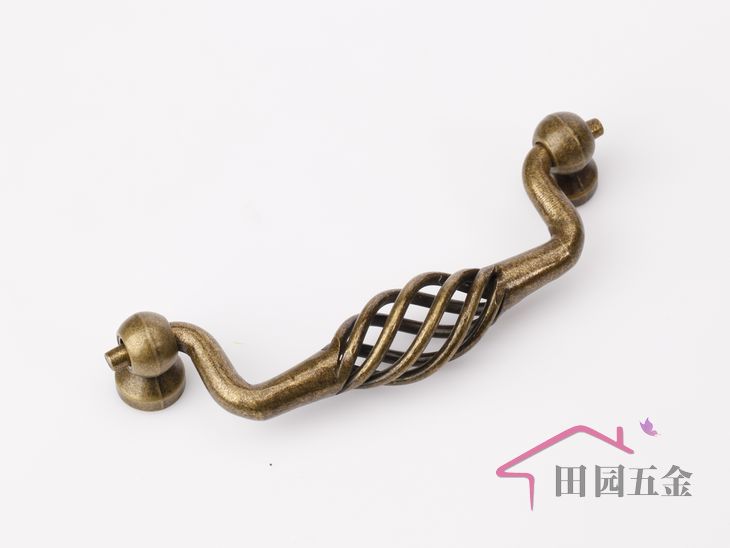 MUV-96Q 96mm hole distance bird-cage shaped bronze antiqued alloy hanging handle for drawer/cupboard