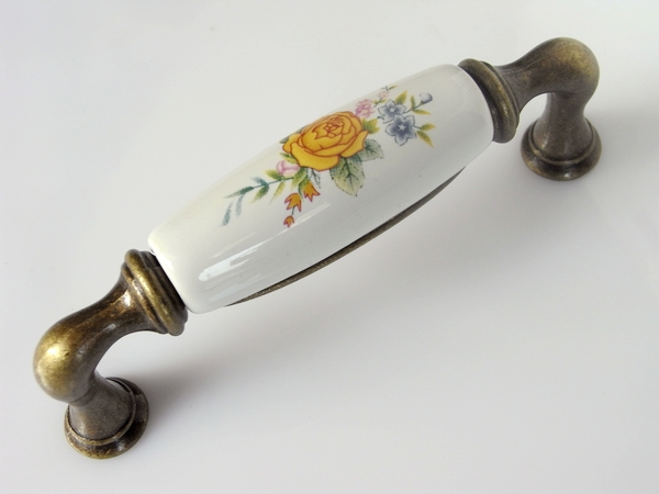 AAJ42AB 96mm hole distance long and bend bronze antiqued ceramic handle with yellow rose for drawer/wardrobe