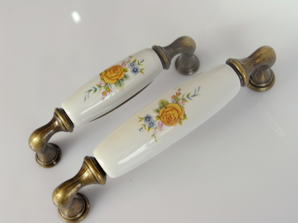 AAJ42AB 96mm hole distance long and bend bronze antiqued ceramic handle with yellow rose for drawer/wardrobe
