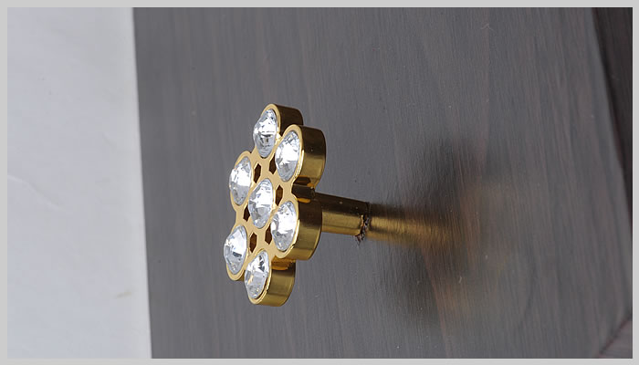 88476-snowflake single hole snowflake-shaped bright golden crystal knobs with small round dismonds for drawer/cabinet
