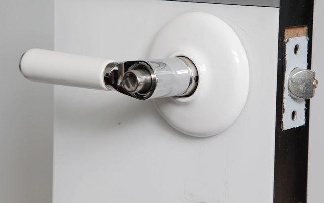 07AB-TZ pure and bronzed ceramic handle locks for door
