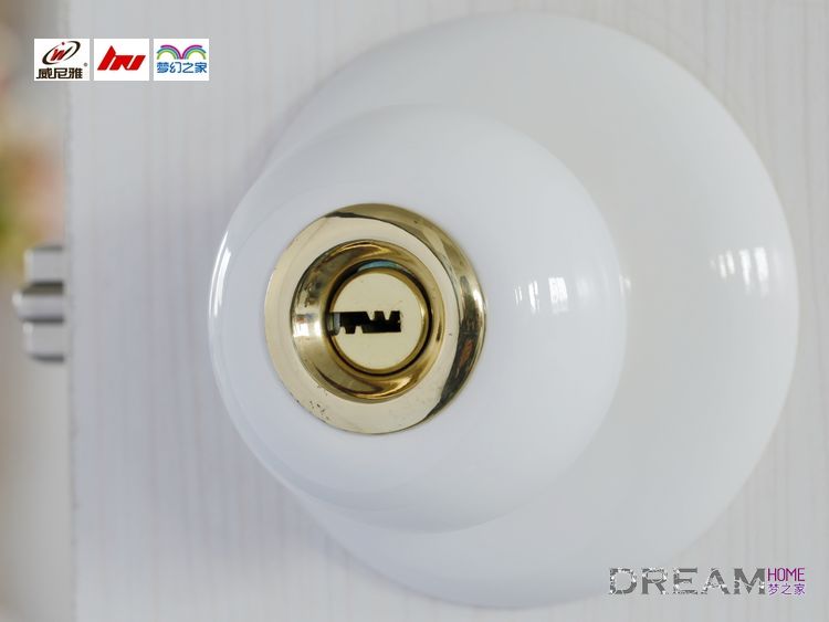 C07SBT pure white and golden ceramic spherical locks for door