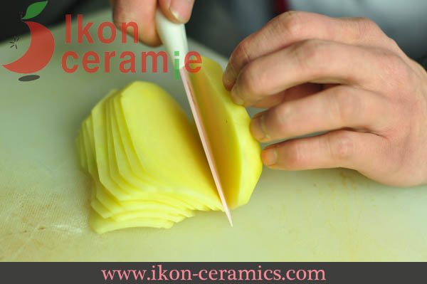 Ikon Pink blade ceramic knife (4).jpg