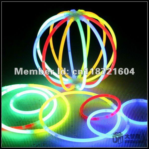 100 pcs/lot glow stick,led lightstick for holiday/party,fluorescence flash stick with cylinder box - Click Image to Close