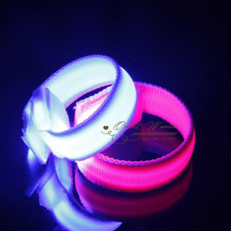 50pcs/lot glowing bracelet led lights flash bracelet wrist ring nocturnal warnings ring running gear glowing armband christmas