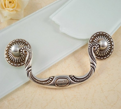 96mm L130mm Free shipping antique silver zinc alloy furniture handle/kitchen cabinet handle