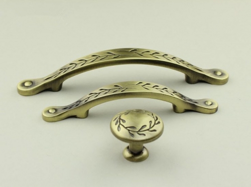 Free Shipping 4pcs 64mm Antique Bronze Furniture Kitchen Cabinets Handle ?Dresser Knobs DrawerKnobs Zinc Alloy Small Knob