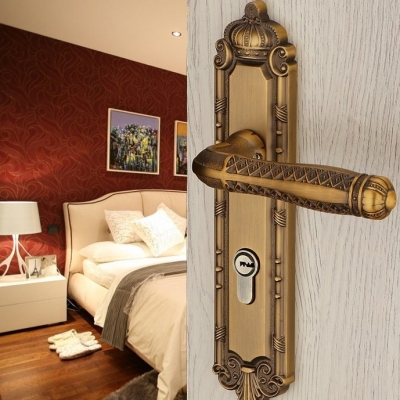 Modeled after an antique LOCK Yellow bronze Door lock handle door levers out door furniture door handle Free Shipping pb70