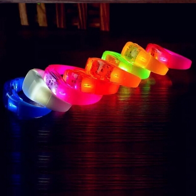 100pcs/lot voice activated sound control led flashing silicone bracelet wristband for party halloween concert decoration [indoor-decoration-4271]