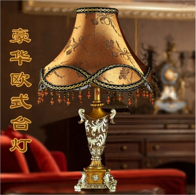 2015 luxury vintage simple european table lamp bedroom bedside lamp fashion resin living room lampsbedside table lamp