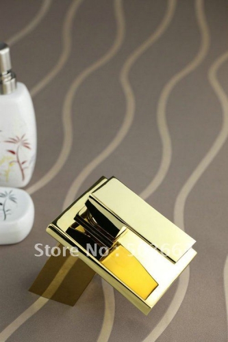 Square Polished Golden Bathroom Basin Sink Faucet Mixer Tap CM0150