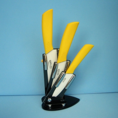 2012 Hot Sale! ,4 inch+5 inch+6 inch+peeler +Knife holder Ceramic Knife sets , CE FDA certified