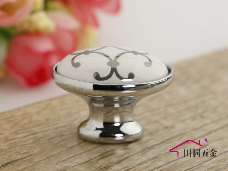 AT99PC 41mm diameter small oval brilliant silvery ceramic knob with silver flower for drawer/wardrobe/cupboard/television cabinet