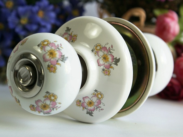 MT21SS ceramic spherical locks with pink redbud flowers pattern for bedroom