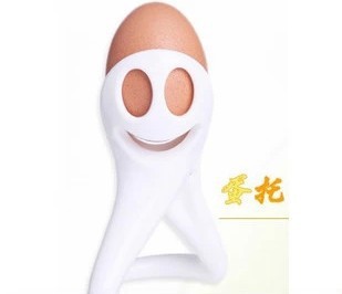 The new creative kitchen lovely smiling face eggs holder interest egg holds egg apparatus egg Clip