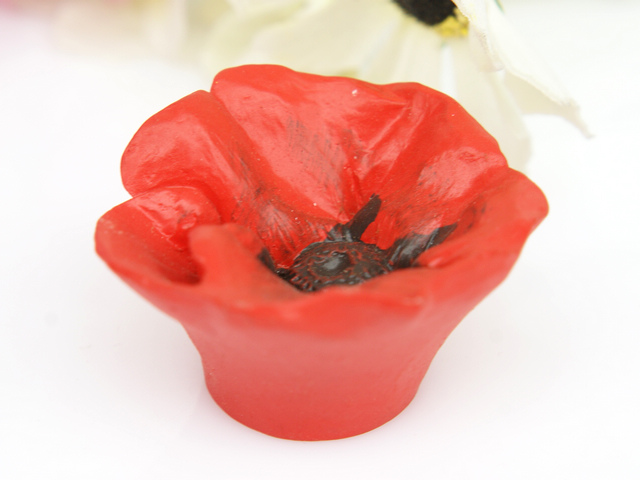 M5012 red flower with black center cartoon resin knobs for drawer/cabinet