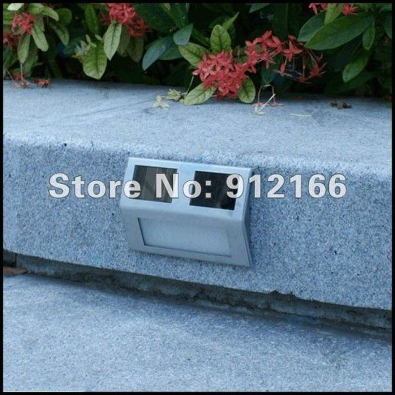 2pcs/lot solar powered staircase light,stainless outdoor step light,2 led solar wall street light retail